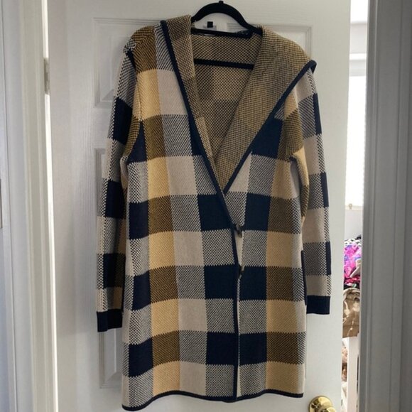 Cabi Style 4229 Sweater Coat. Only worn once Fall 2021 - Picture 1 of 3